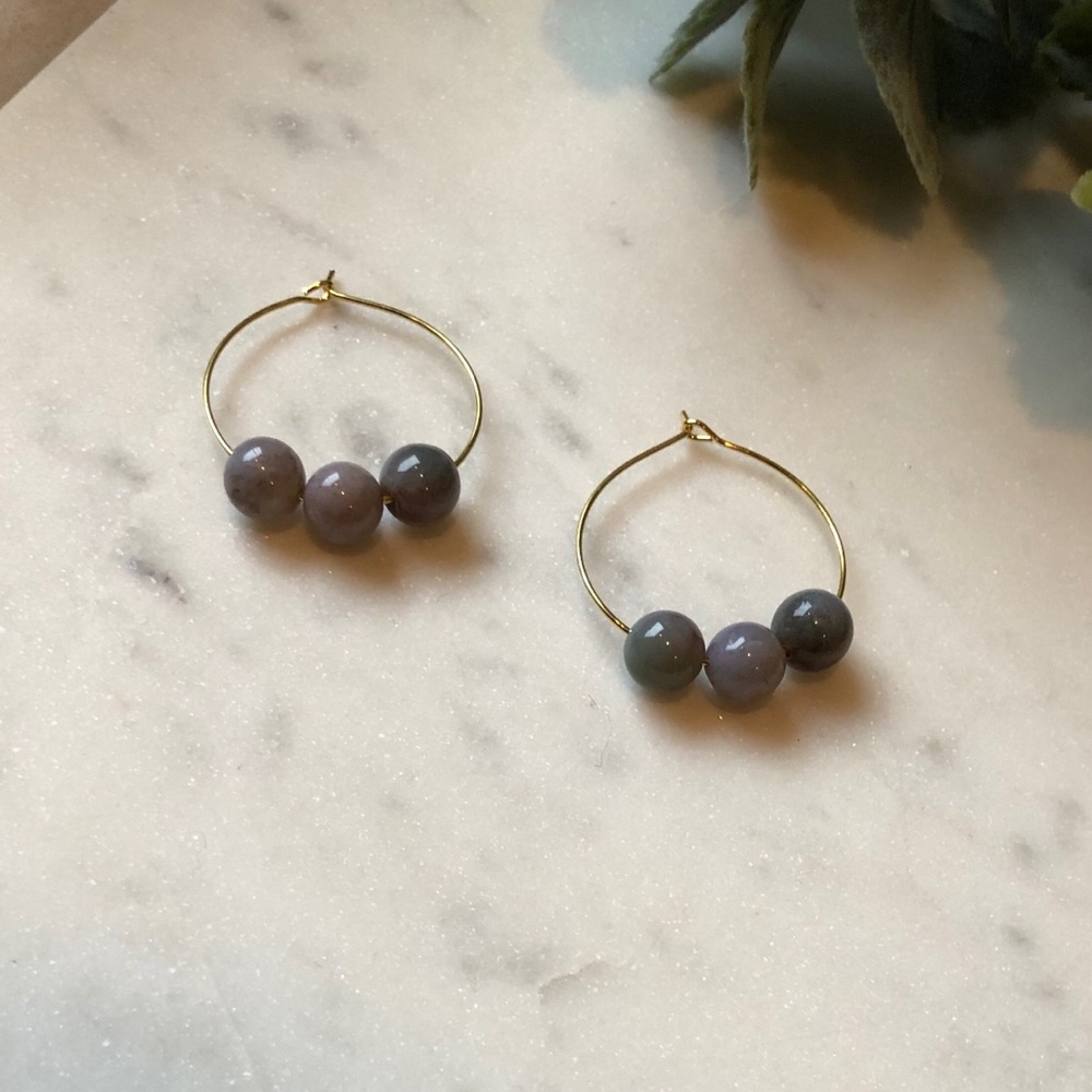 The Poppy in Neutral Grey- Dainty Hoop w/ Beads - Picture 2 of 5